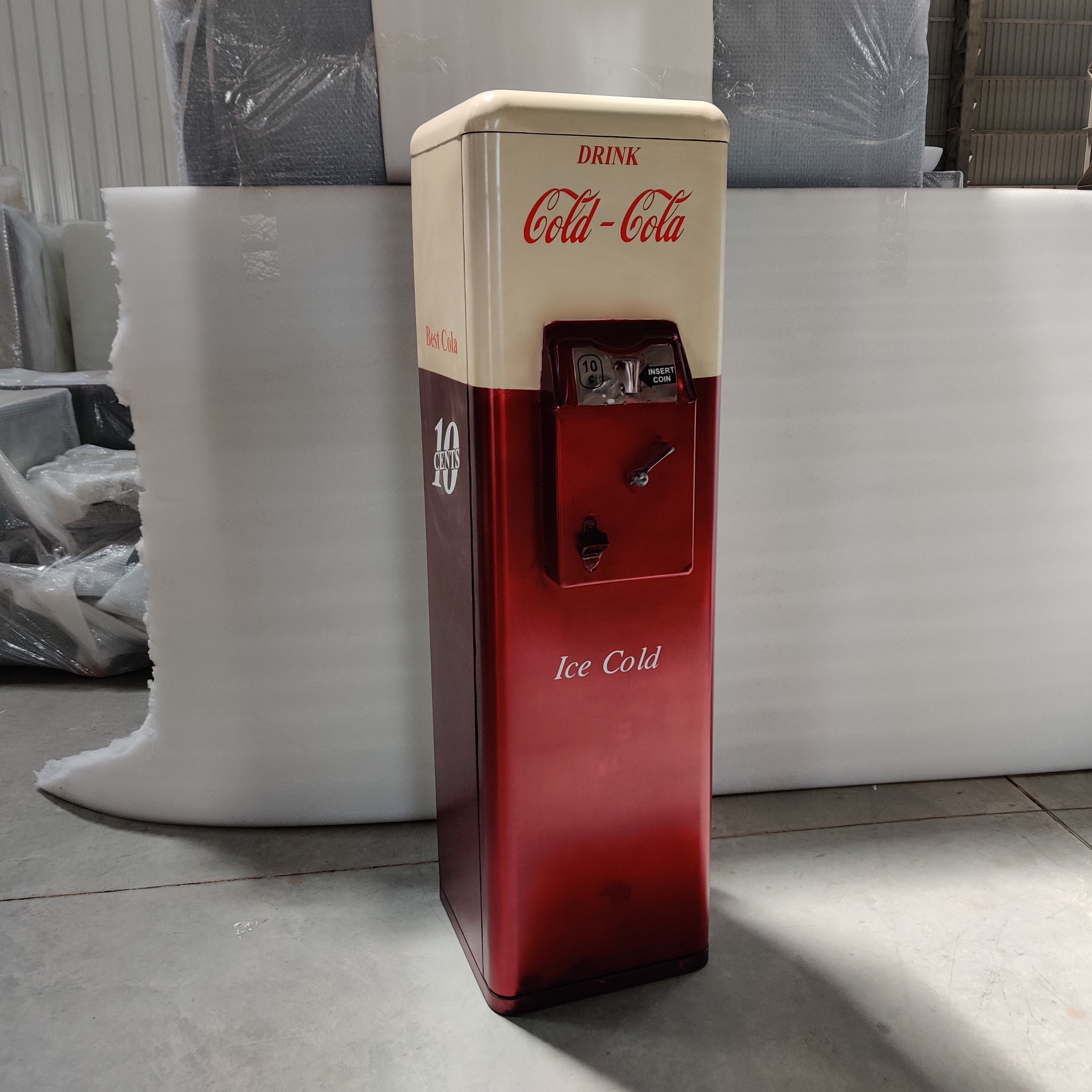 Small Vending Machine Cabinet